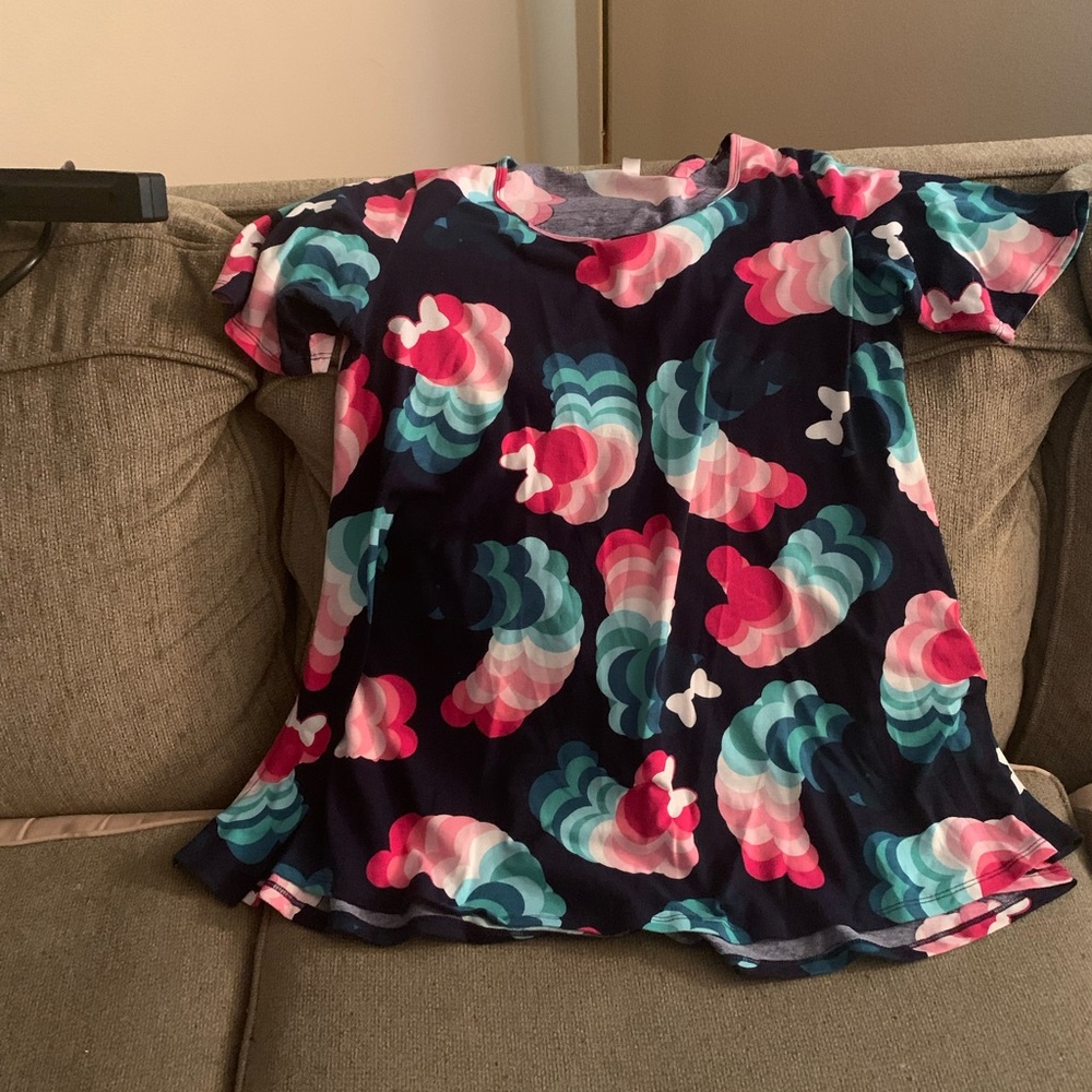 Minnie Mouse perfect T size large